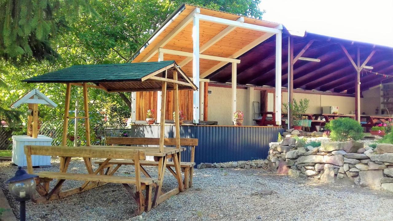 Kristaly Vendeghaz Hotel Bogacs Bagian luar foto